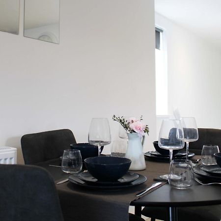 Abingdon - Private Flat With Parking 09 Leilighet Eksteriør bilde